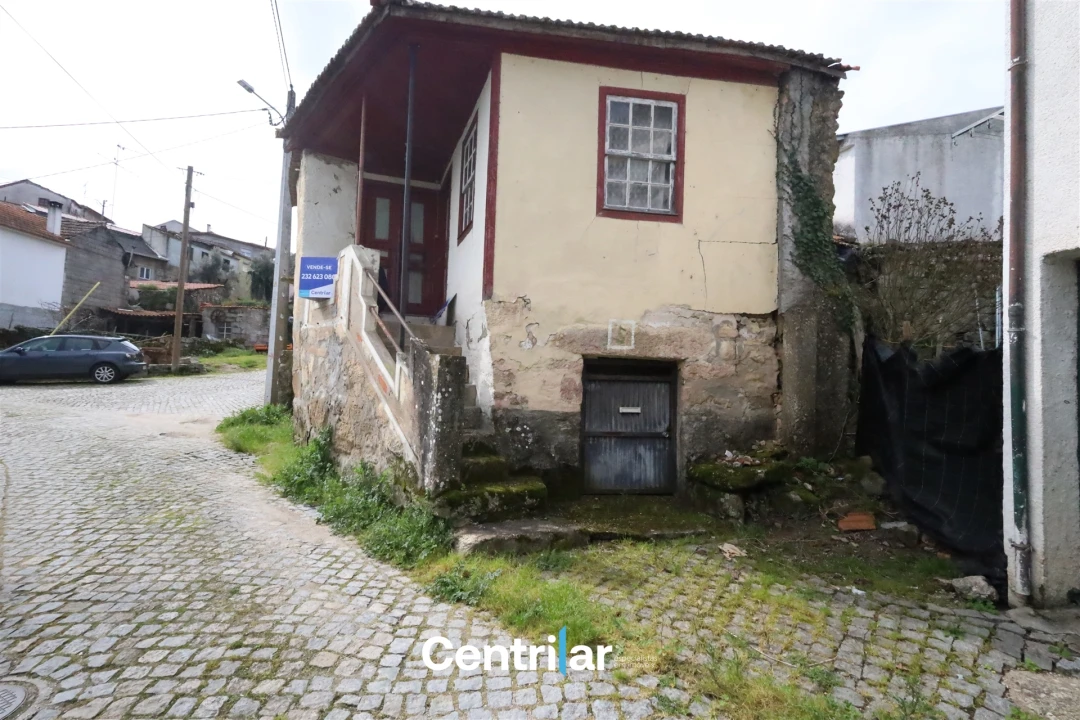 Moradia T0 para Venda em Germil Foto 1