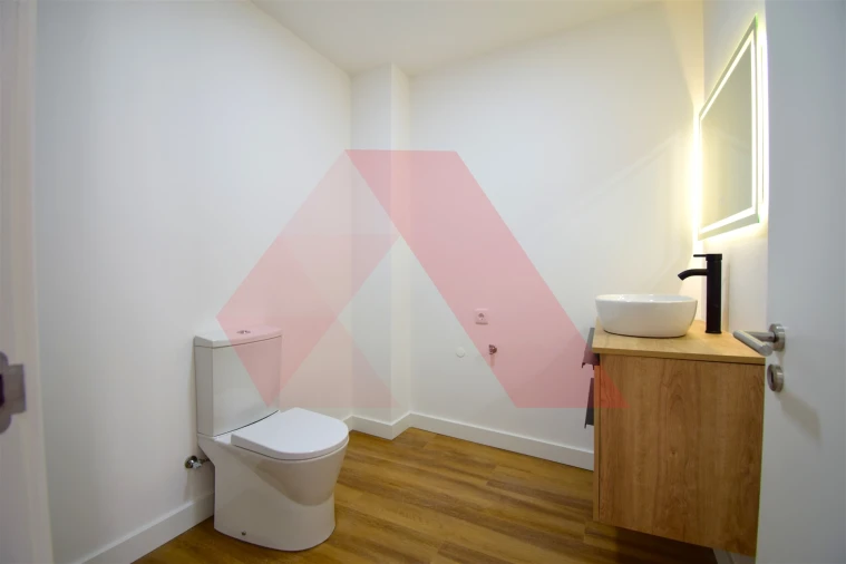 Moradia T3 para Venda em Oliveira do Hospital e São Paio de Gramaços Foto 12