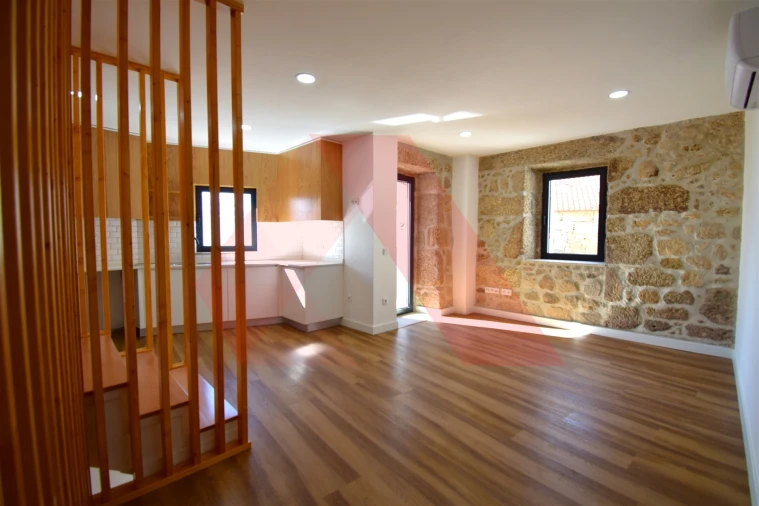 Moradia T3 para Venda em Oliveira do Hospital e São Paio de Gramaços Foto 8