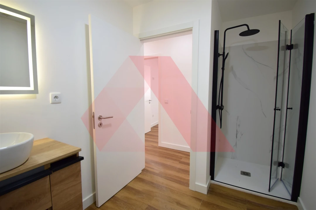 Moradia T3 para Venda em Oliveira do Hospital e São Paio de Gramaços Foto 11