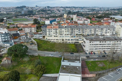 Terreno para Venda em Gondomar (São Cosme), Valbom e Jovim