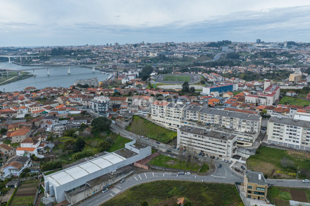 Terreno para Venda em Gondomar (São Cosme), Valbom e Jovim Foto 8