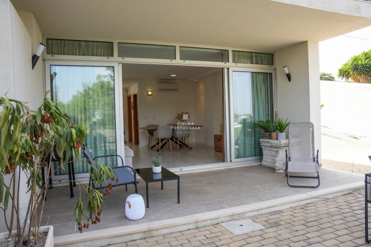 Moradia T2 para Venda em Albufeira e Olhos de Água Foto 3