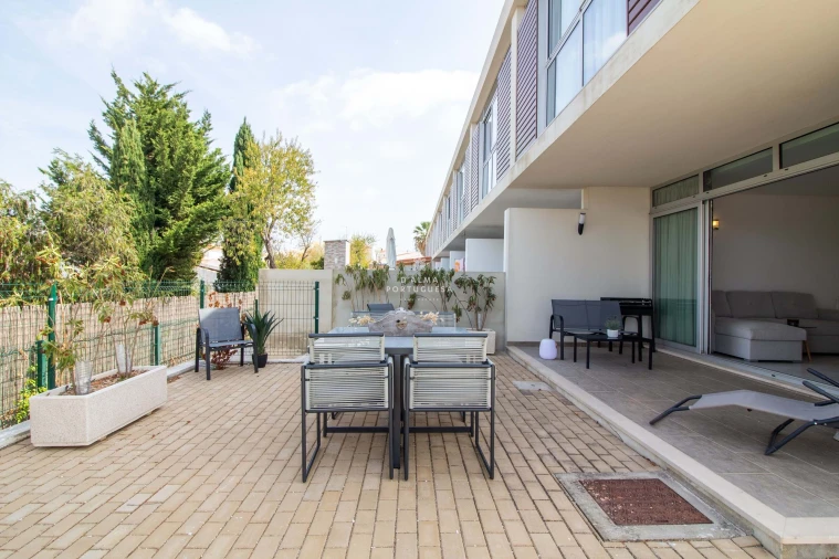 Moradia T2 para Venda em Albufeira e Olhos de Água Foto 40