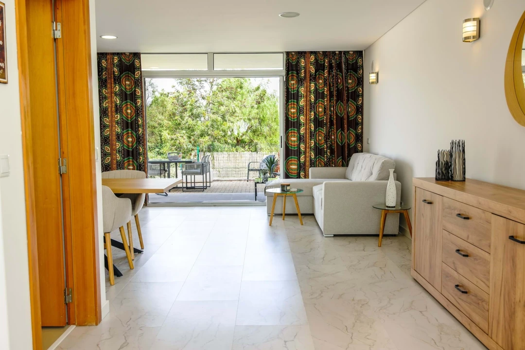 Moradia T2 para Venda em Albufeira e Olhos de Água Foto 35