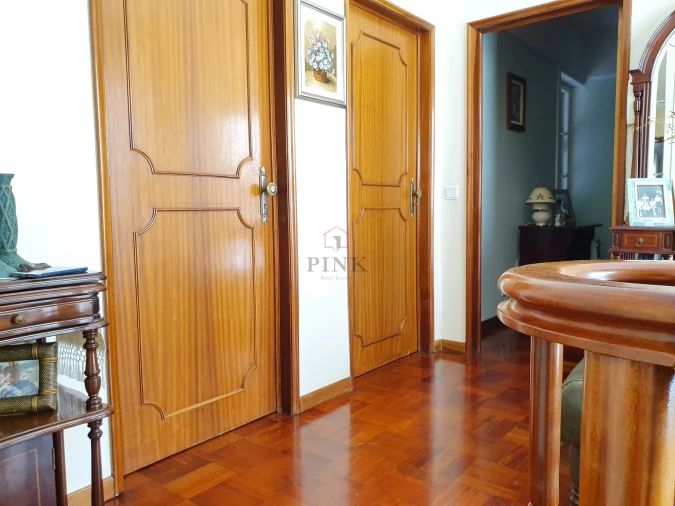 Moradia T5 para Venda em São Martinho Foto 21