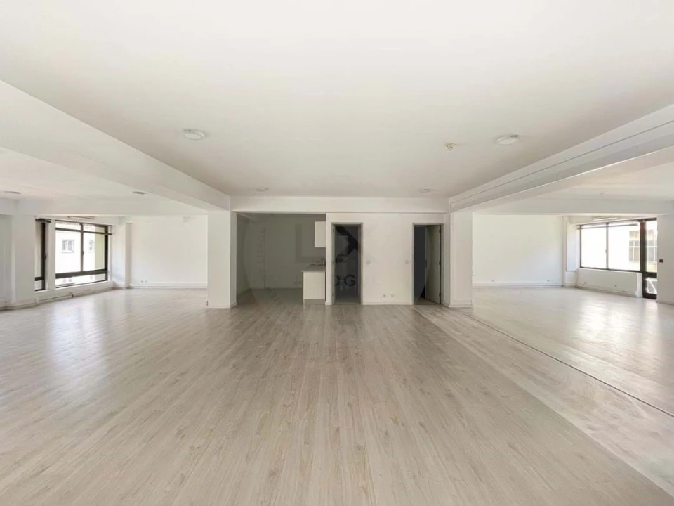 Escritório para Arrendamento em Arroios Foto 1