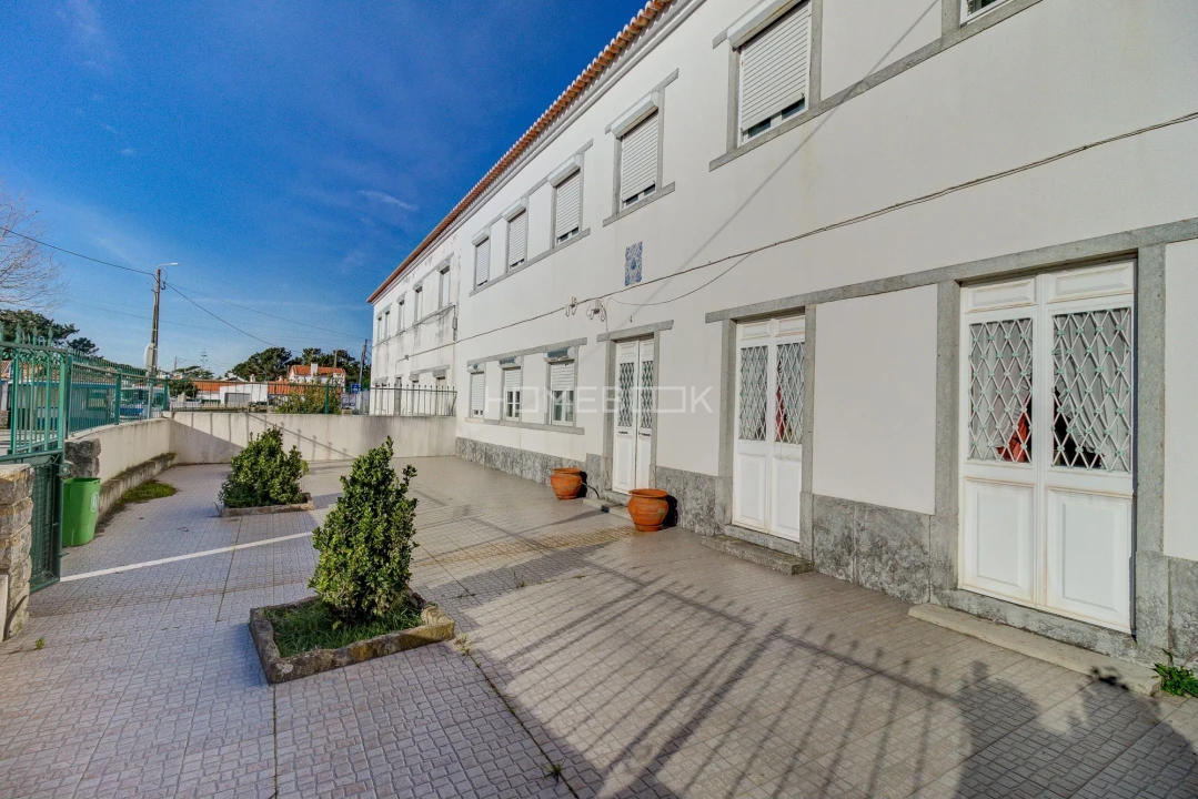 Prédio para Venda em Agualva e Mira-Sintra Foto 1