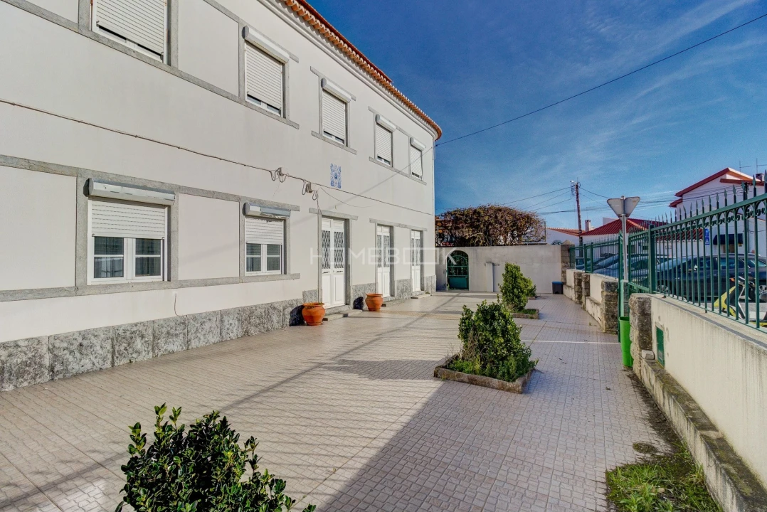 Prédio para Venda em Agualva e Mira-Sintra Foto 4