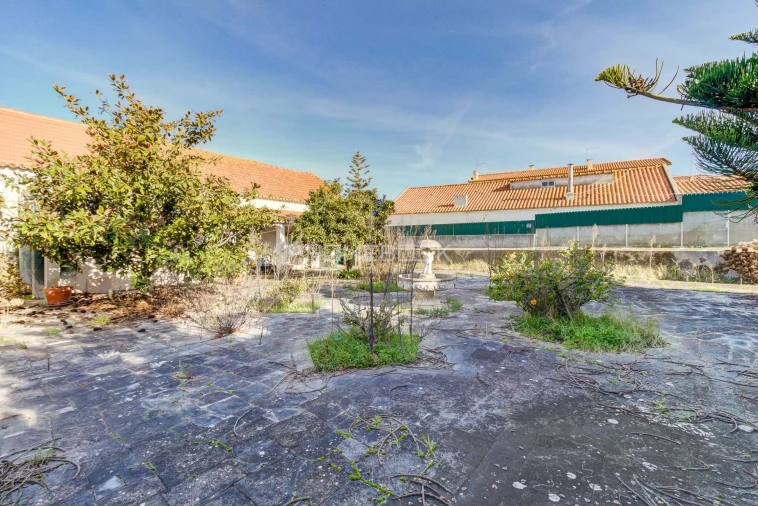 Prédio para Venda em Agualva e Mira-Sintra Foto 34