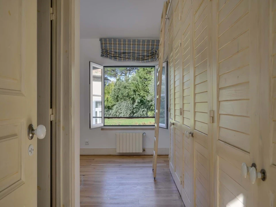 Moradia T5 para Arrendamento em Alcabideche Foto 46