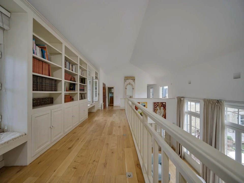 Moradia T5 para Arrendamento em Alcabideche Foto 26