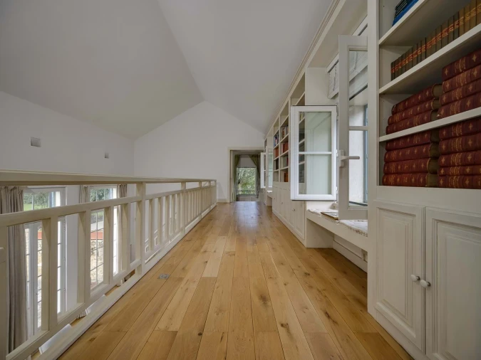 Moradia T5 para Arrendamento em Alcabideche Foto 25