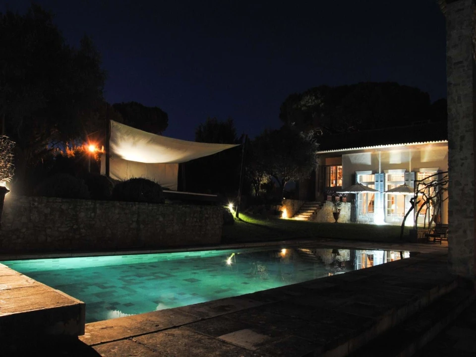 Moradia T5 para Arrendamento em Alcabideche Foto 13