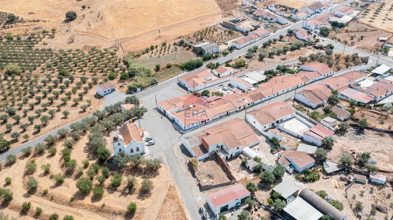 Moradia T5 para Venda em Alcaria Ruiva Foto 28