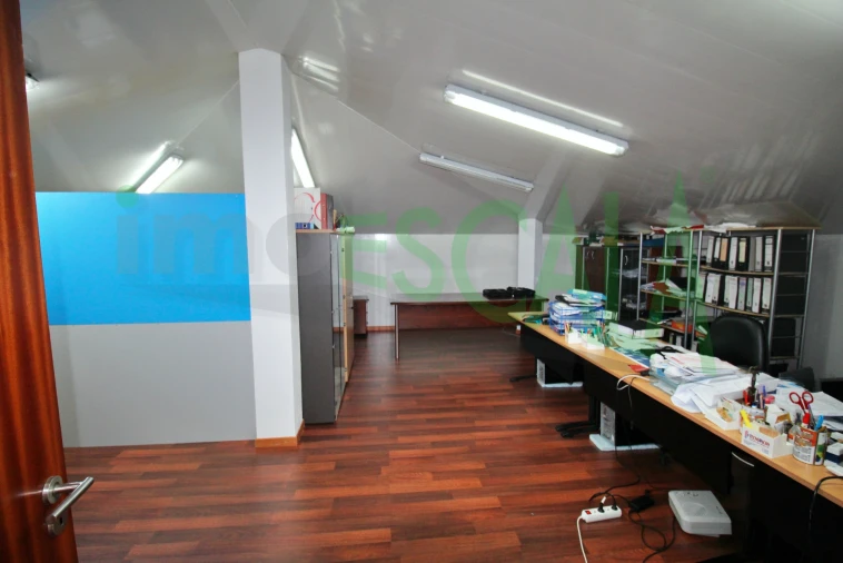 Moradia T4 para Venda em Fazendas de Almeirim Foto 35