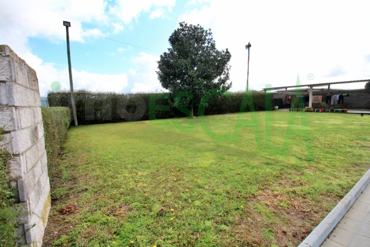 Moradia T4 para Venda em Fazendas de Almeirim Foto 42