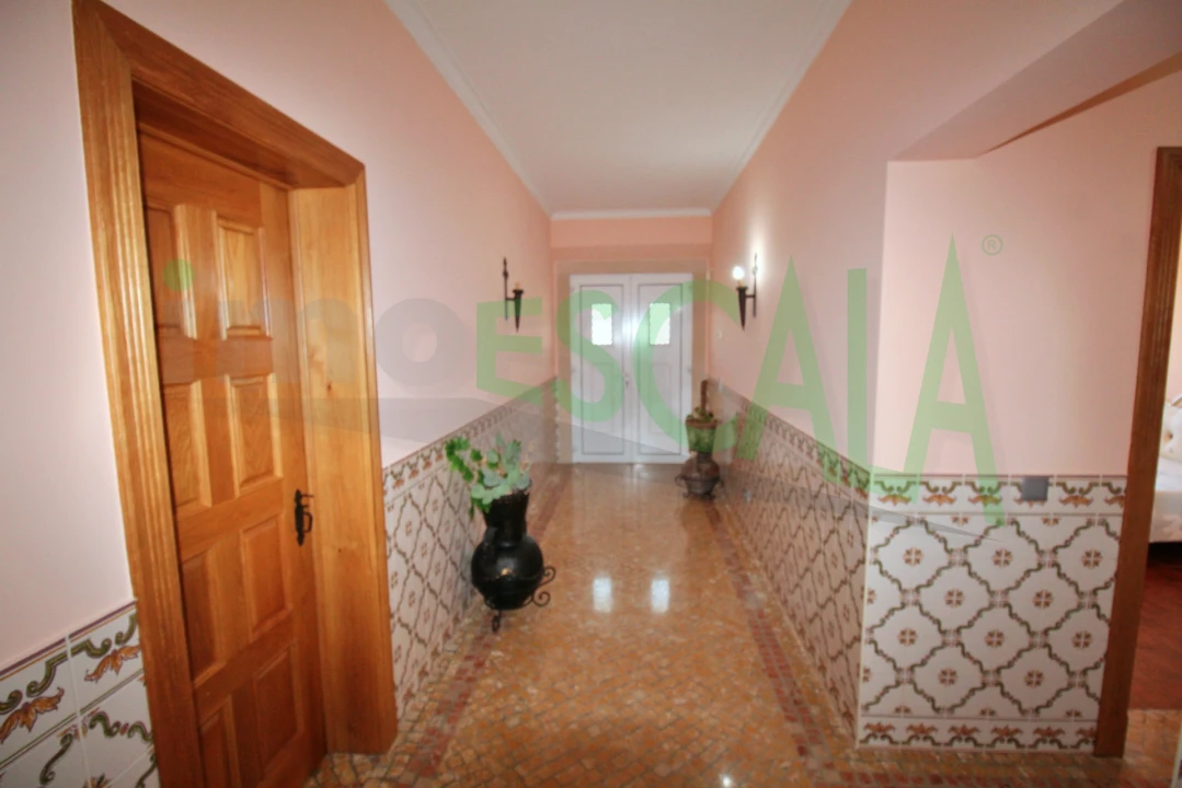 Moradia T4 para Venda em Fazendas de Almeirim Foto 17