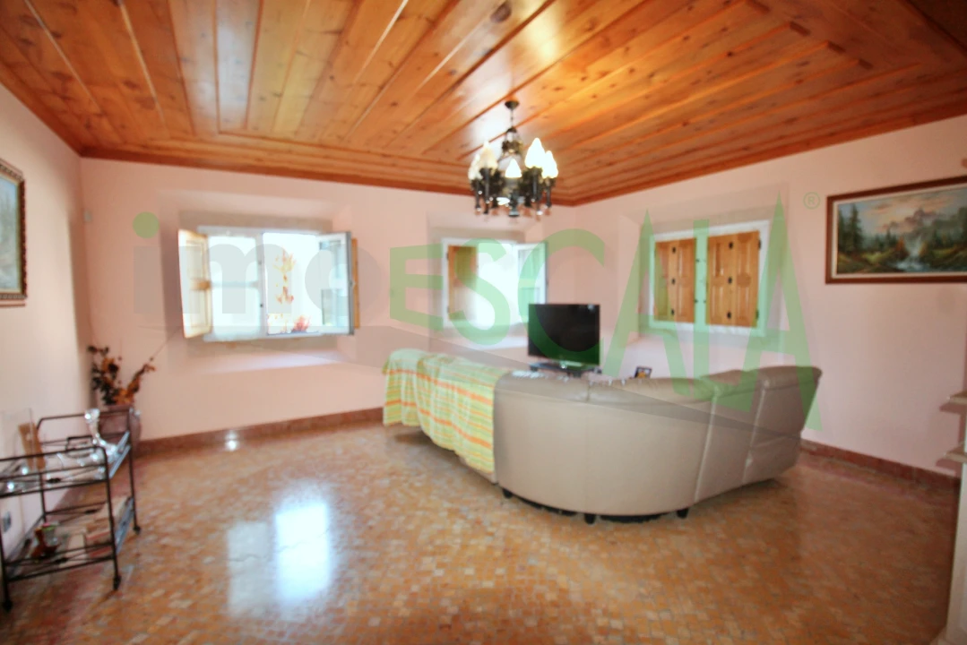 Moradia T4 para Venda em Fazendas de Almeirim Foto 10