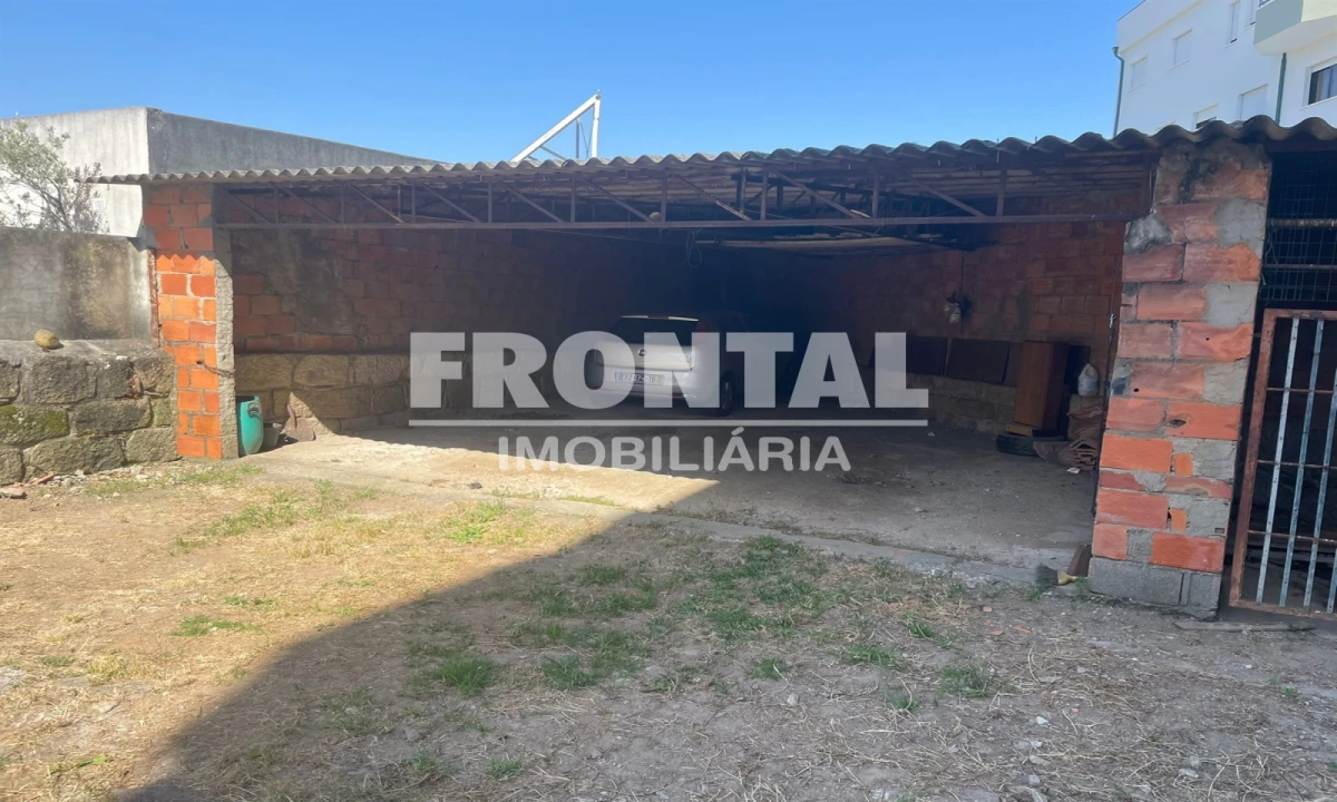 Terreno para Venda em Oliveira do Douro Foto 10