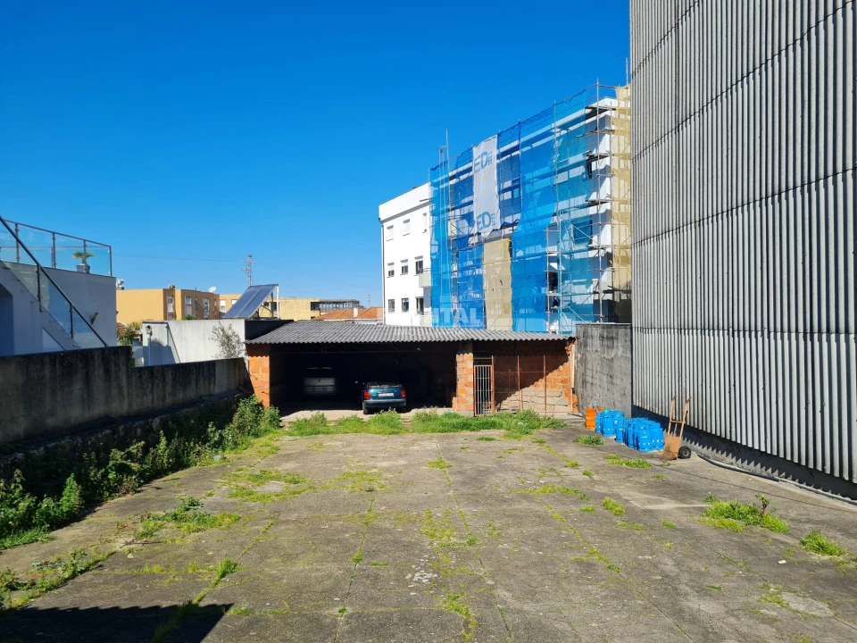 Terreno para Venda em Oliveira do Douro Foto 5