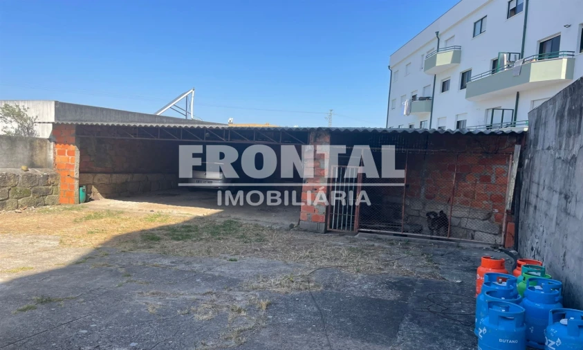 Terreno para Venda em Oliveira do Douro Foto 12