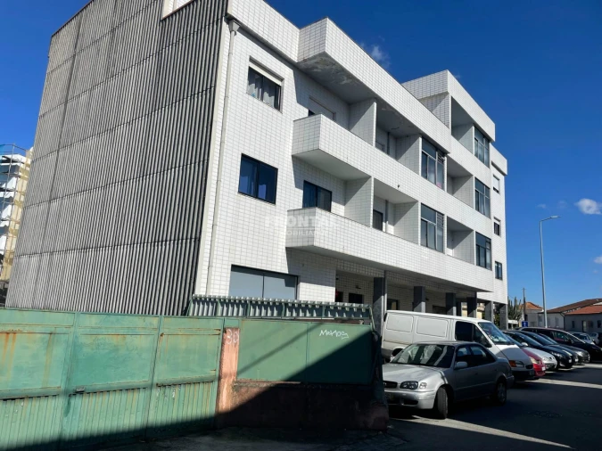 Terreno para Venda em Oliveira do Douro Foto 4