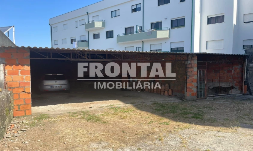 Terreno para Venda em Oliveira do Douro Foto 11