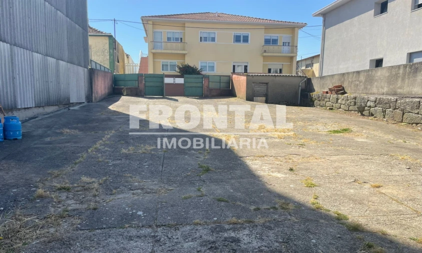 Terreno para Venda em Oliveira do Douro