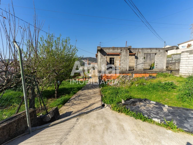 Moradia T3 para Venda em Vilarinho Foto 21