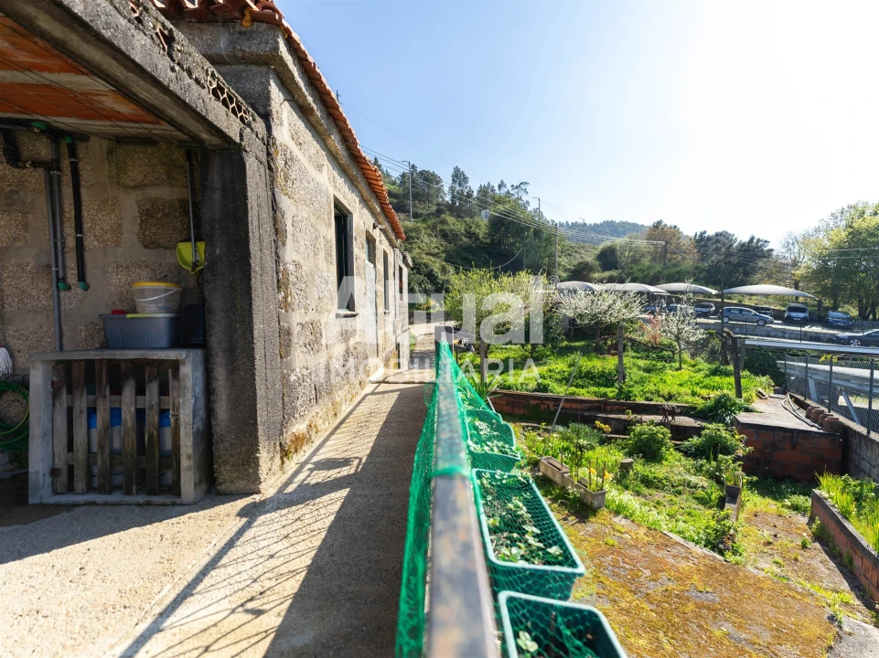 Moradia T3 para Venda em Vilarinho Foto 17