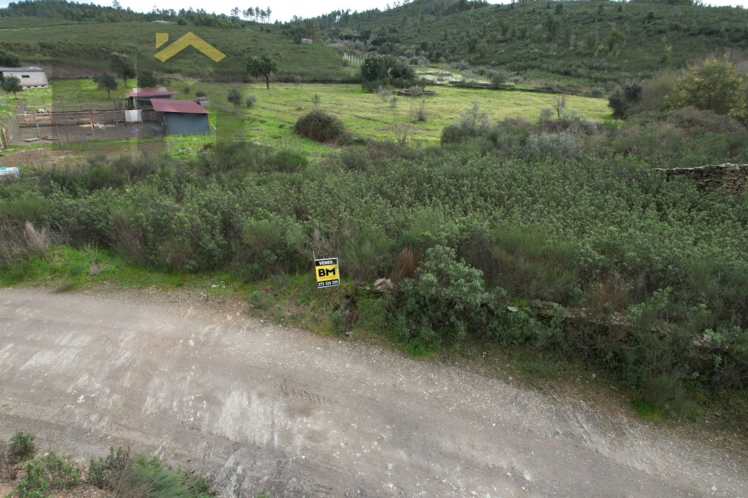 Quinta T0 para Venda em Freixial e Juncal do Campo Foto 8