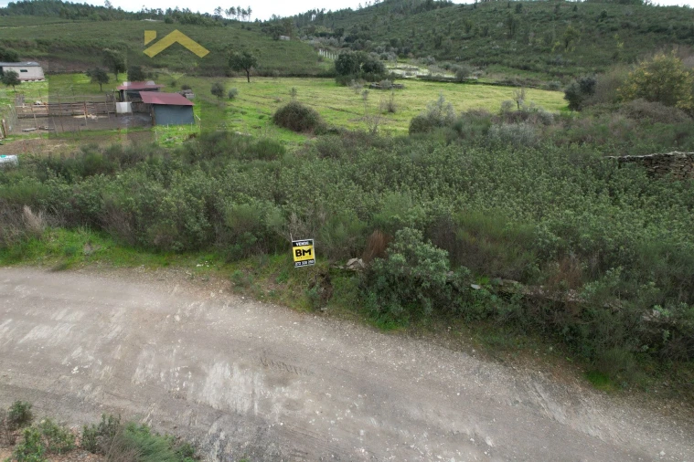 Quinta T0 para Venda em Freixial e Juncal do Campo Foto 8