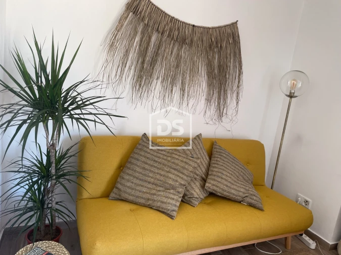 Prédio para Venda em Colares Foto 5