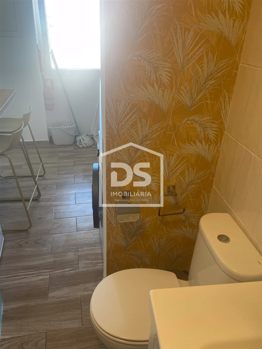 Prédio para Venda em Colares Foto 34