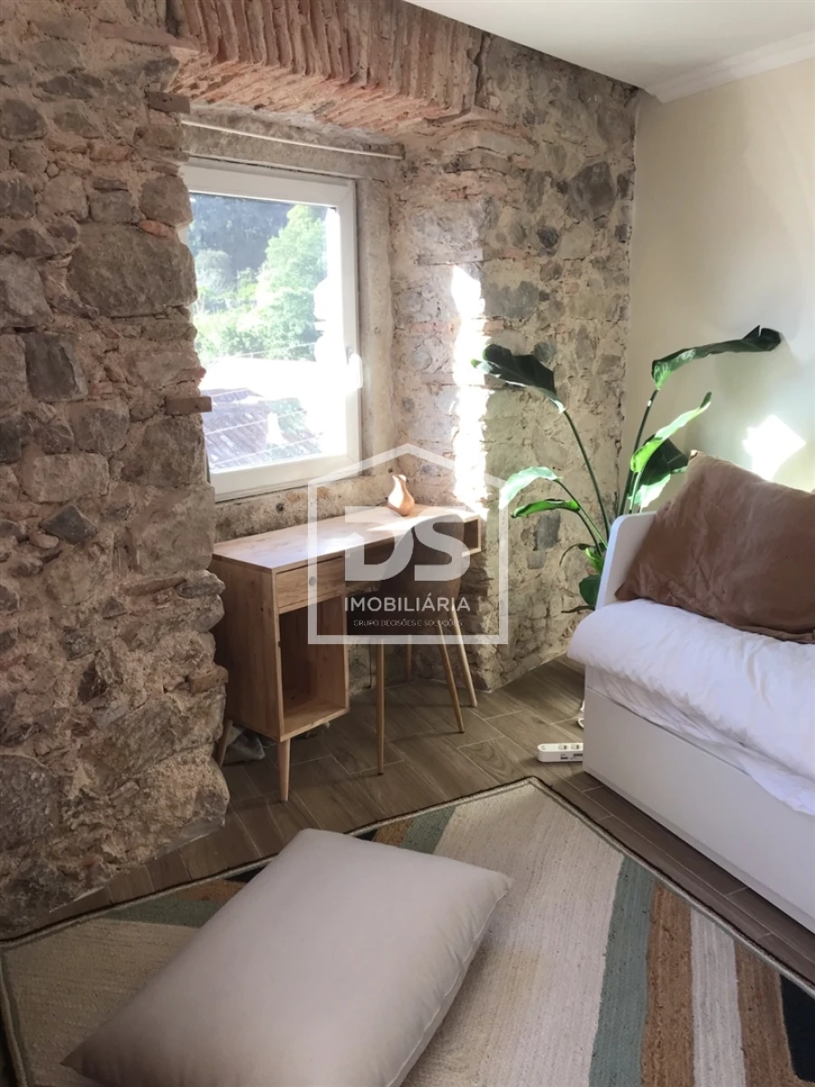 Prédio para Venda em Colares Foto 1