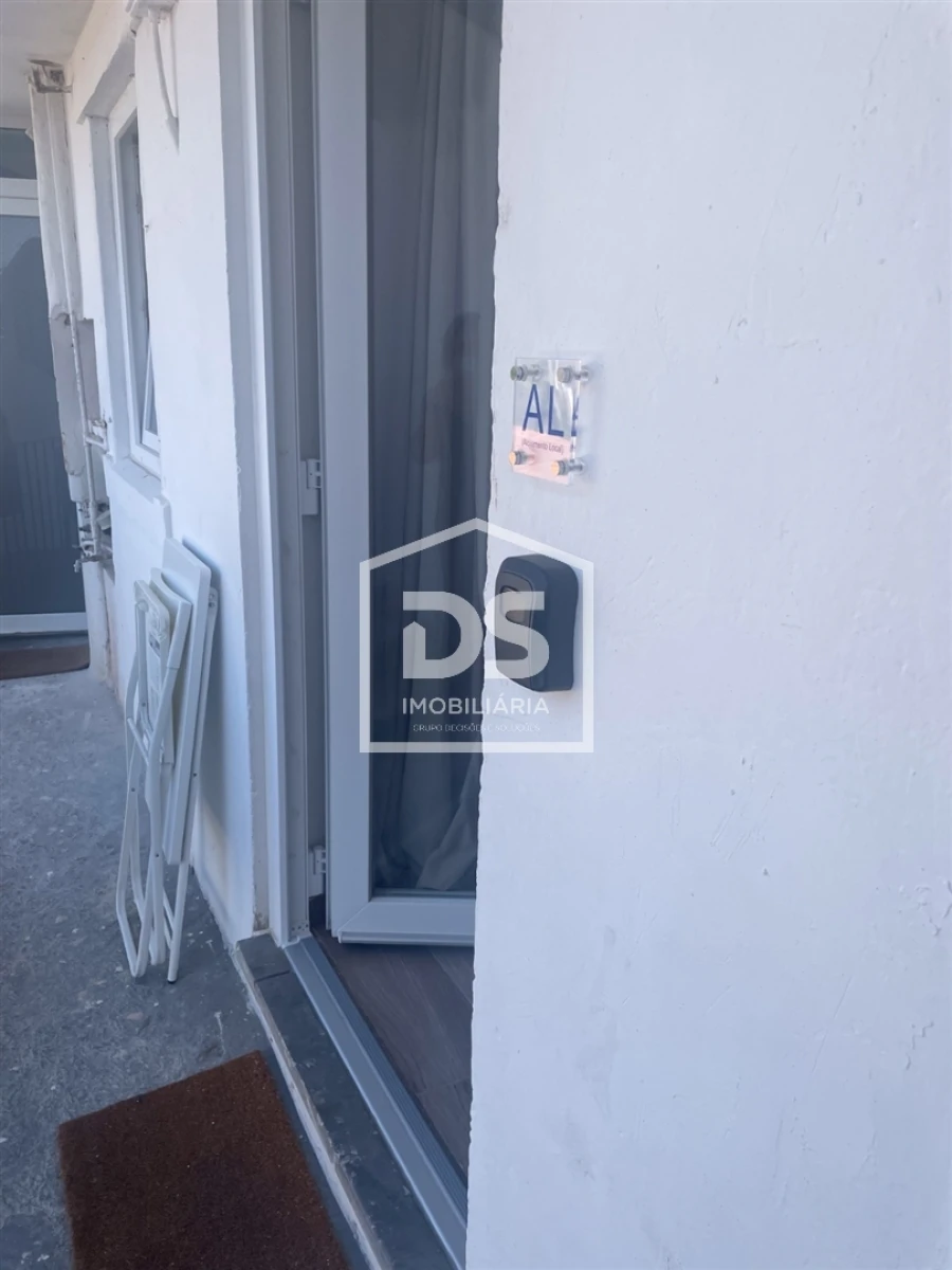 Prédio para Venda em Colares Foto 25