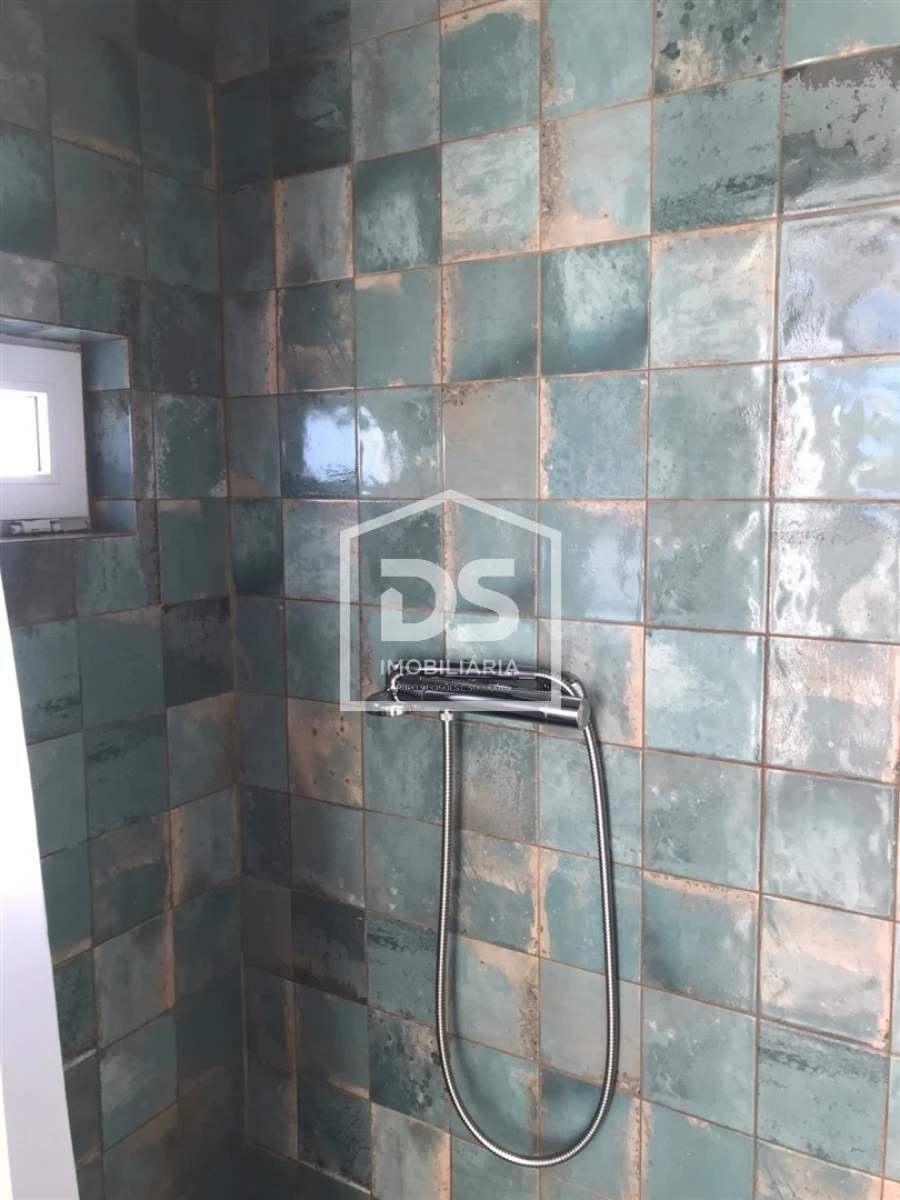 Prédio para Venda em Colares Foto 100