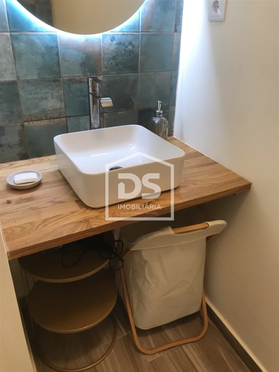 Prédio para Venda em Colares Foto 101