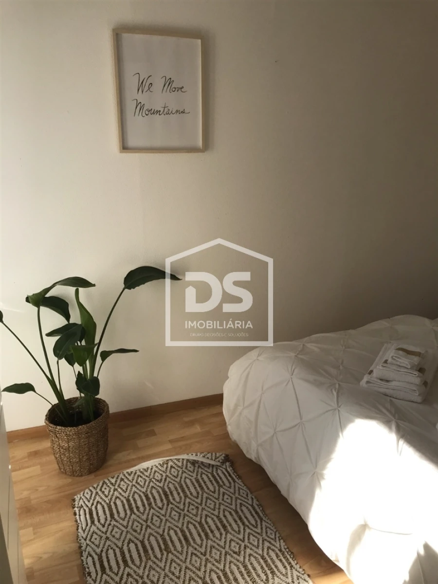 Prédio para Venda em Colares Foto 53