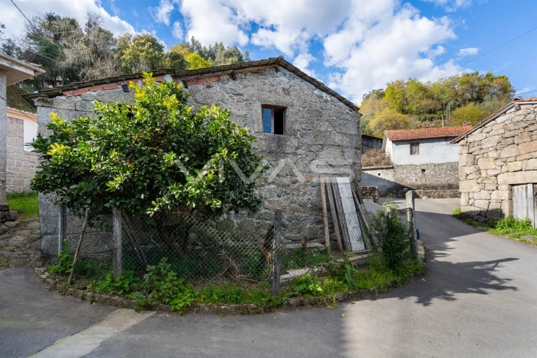 Moradia T0 para Venda em Gondoriz Foto 4