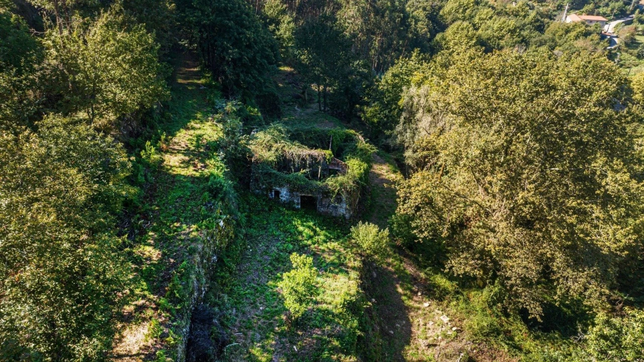 Moradia T2 para Venda em Caldelas, Sequeiros e Paranhos Foto 1