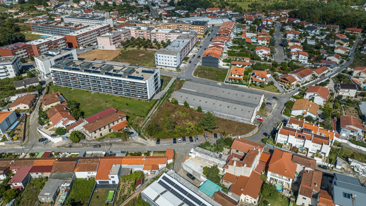 Terreno para Venda em Ferreiros e Gondizalves Foto 1