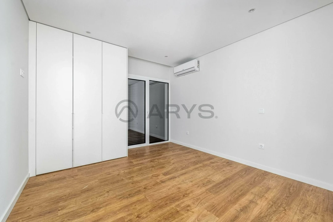 Moradia T3 para Venda em Merelim (São Paio), Panoias e Parada de Tibães Foto 7