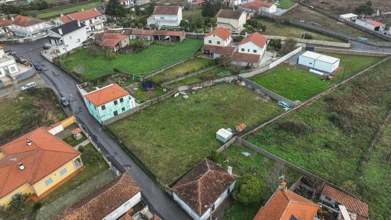 Terreno para Venda em Barroselas e Carvoeiro Foto 4