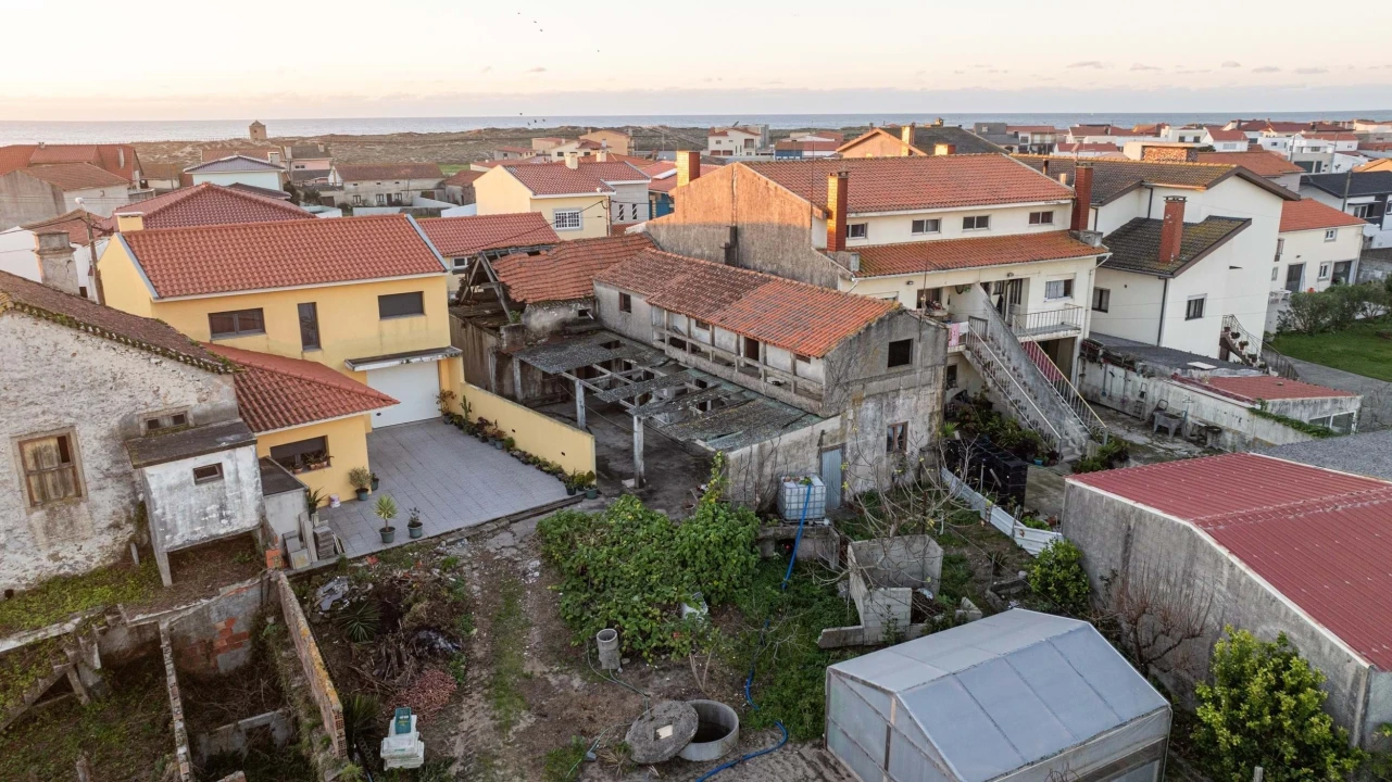 Moradia T5 para Venda em Aguçadoura e Navais Foto 11