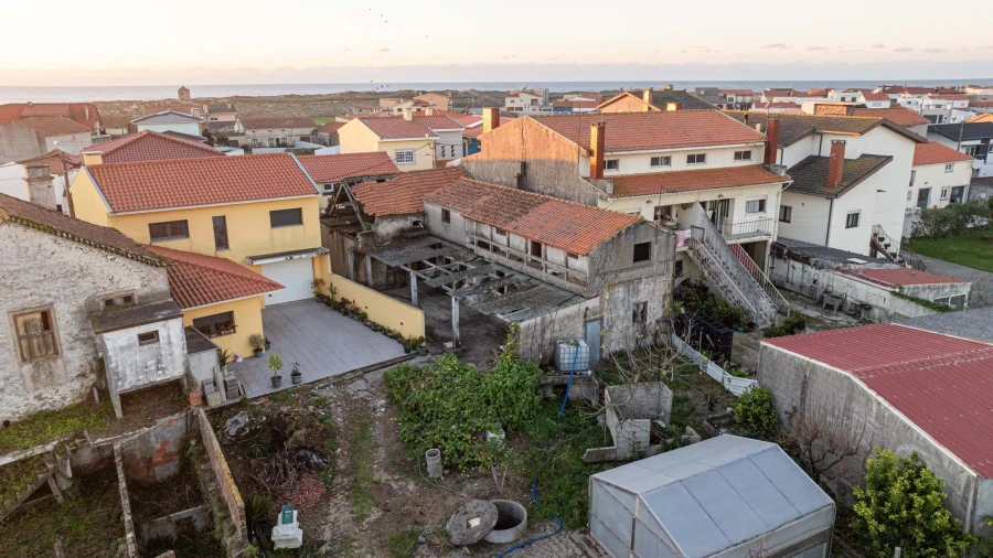 Moradia T5 para Venda em Aguçadoura e Navais Foto 11