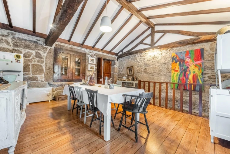 Moradia T3 para Venda em Caldelas, Sequeiros e Paranhos Foto 10