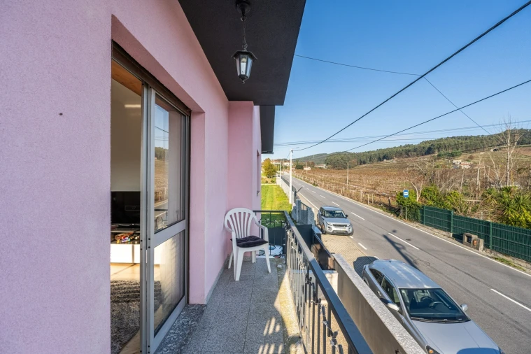 Moradia T7 para Venda em Brito Foto 16