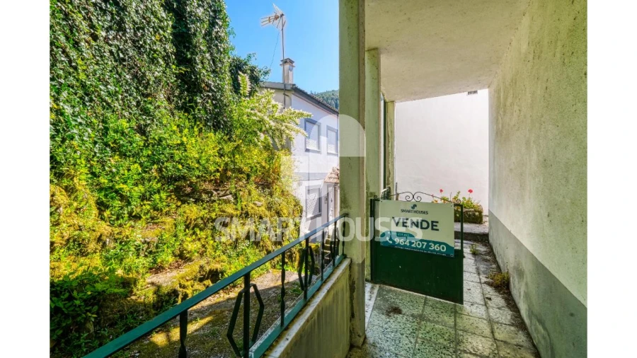 Moradia T4 para Venda em Benfeita Foto 32